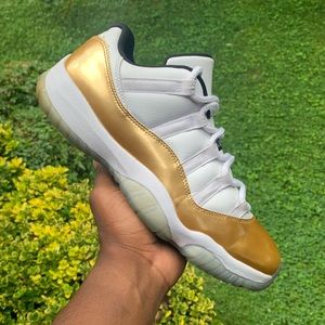 Jordan 11 Low “Closing Ceremony”